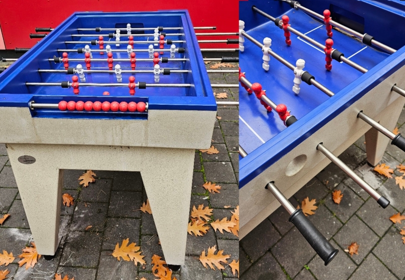 Foto des vom DBG-F&ouml;rderverein angeschafften Tischkickers